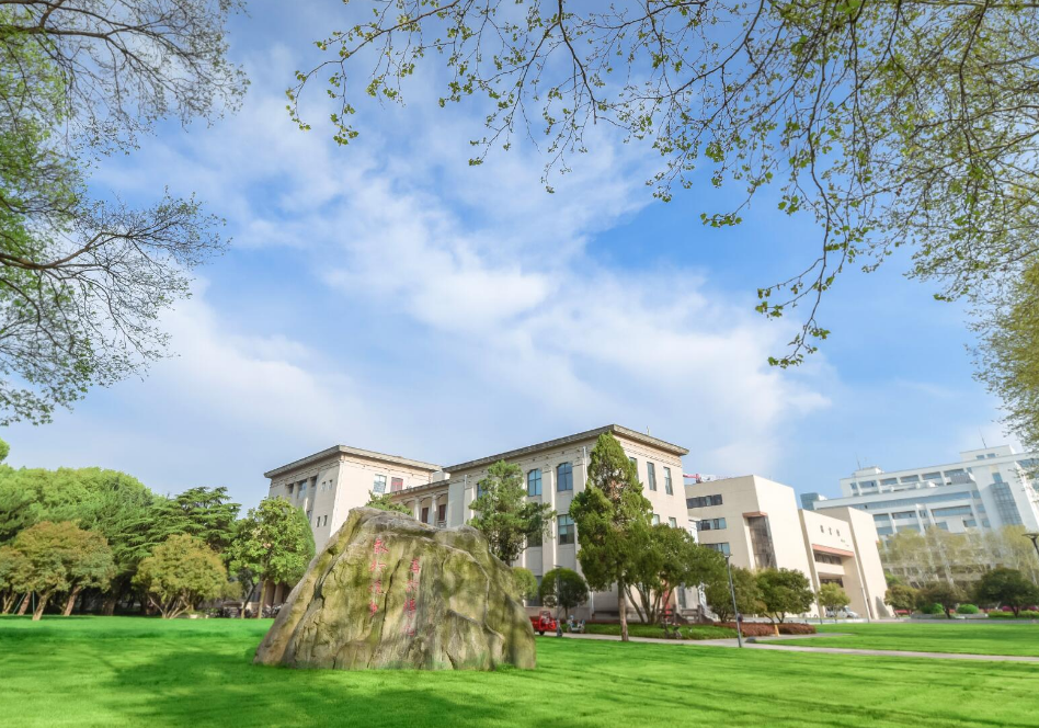 湖北“最厉害”的3所大学,学科实力很强,毕业就业是“香饽饽”
