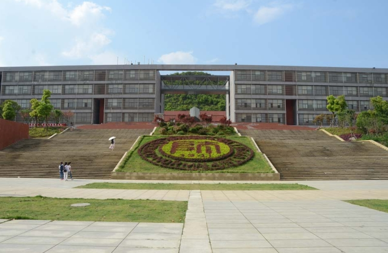 推荐4所二本就能报的师范大学,毕业后容易当老师,适合普通考生