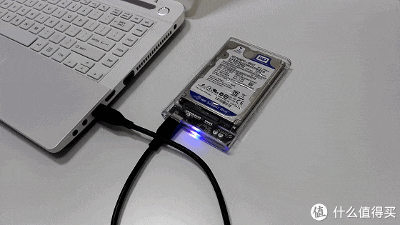 新移动硬盘第一次使用需要怎样做