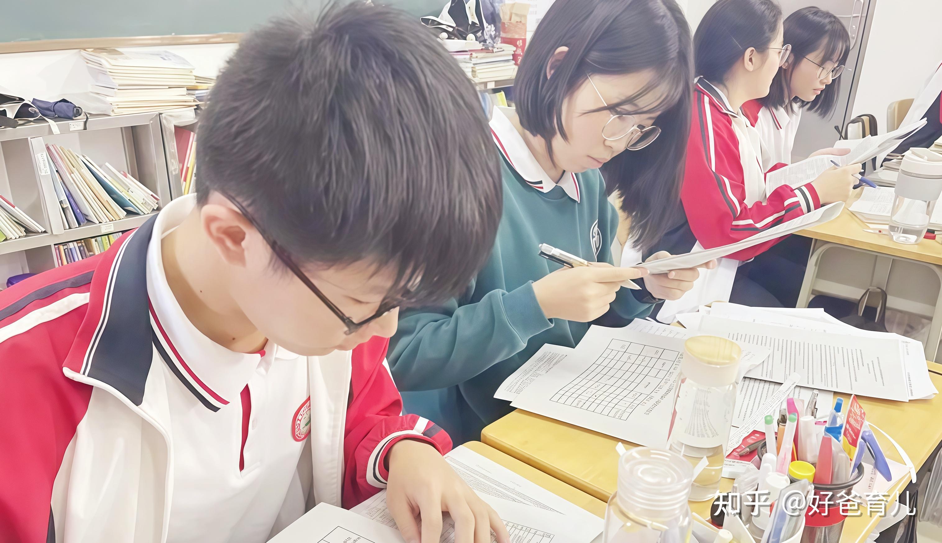高中阶段，坚持做好四件事，成绩能稳定在班级前五！
