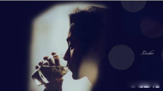 张国荣死亡真相令人毛骨悚然 入戏太深：媒体猜测的三大真正原因-图6