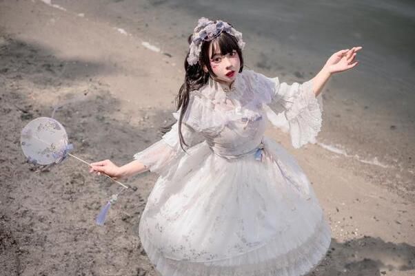 网络用语lo娘什么意思 Lolita的主要风格-图2