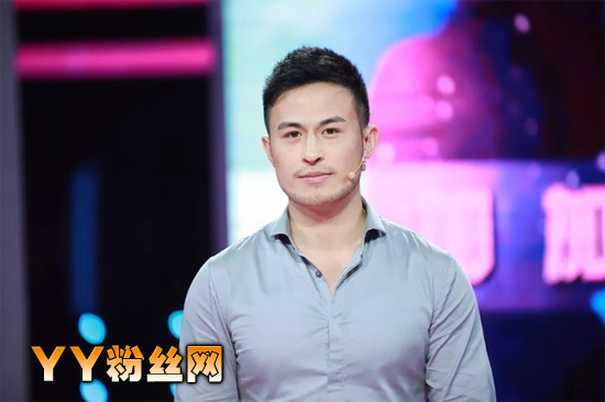 留学海归王大卫帅气生活照片 爱情找对门王大卫女友找不到?-图2 留学海归王大卫帅气生活照片 爱情找对门王大卫女友找不到?-图2