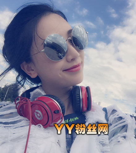 超女冯家妹照片资料老公是谁离婚原因 冯家妹早夭女儿美儿照片-图7 超女冯家妹照片资料老公是谁离婚原因 冯家妹早夭女儿美儿照片-图7