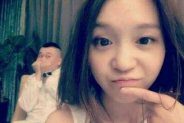 杨九郎的妻子是谁 胡同里长大的北京人不算富二代-图1