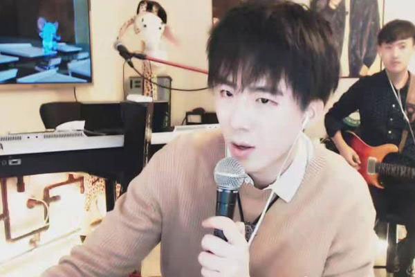 刘宇宁个人资料身世 成名之前一直很高冷-图3