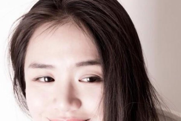 马思纯的胸部多大 让周冬雨加工的非常庞大-图2