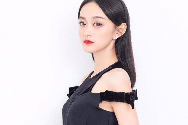 何泓姗的个人资料 黑料为什么会这样多-图1