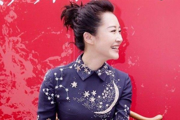 许晴保养的太好了 真实面容是什么样子-图5