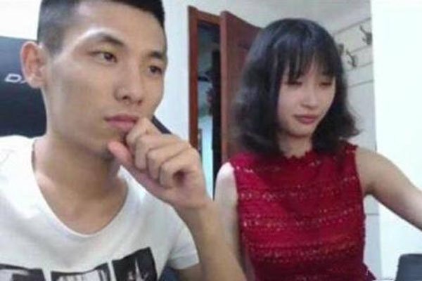 旭旭宝宝家庭背景 是一个家境殷实的富二代(图2)