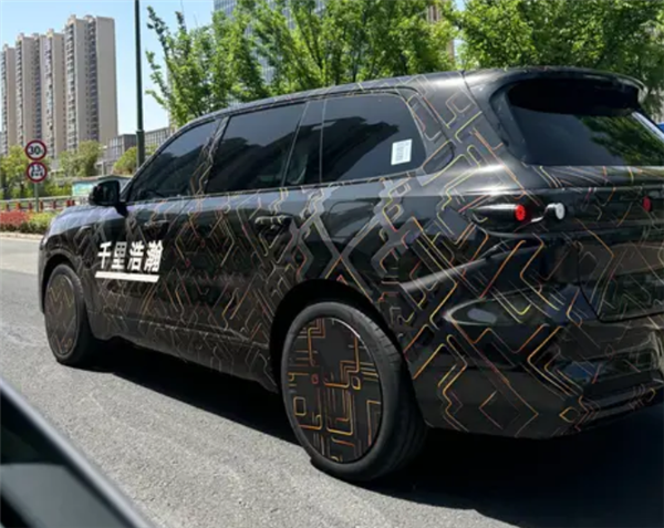 吉利银河大六座SUV定名“M9” 网友疑惑：为何不叫星舰9(图1)