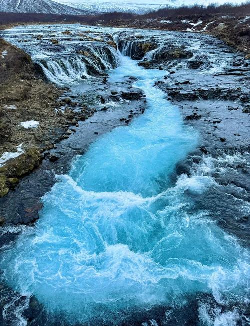 如何用iPhone拍摄河水并进行专业调色？