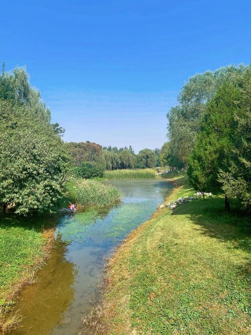 如何用iPhone拍摄河水并进行专业调色？