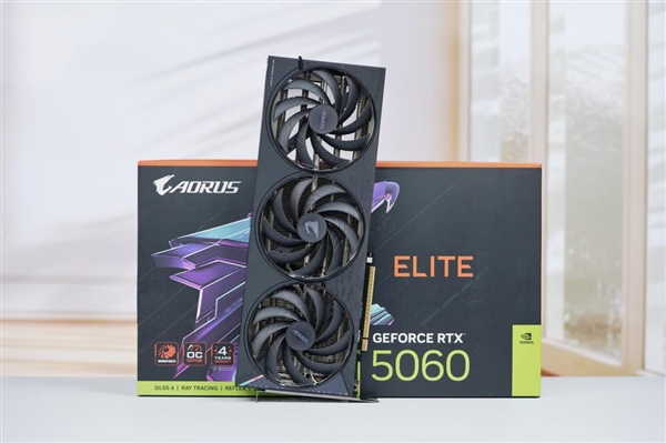 技嘉新甜点卡！小雕AORUS RTX 5060 ELITE 8GB显卡图赏-图1