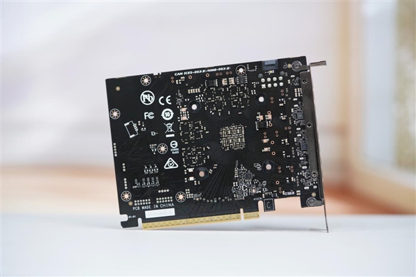 技嘉新甜点卡！小雕AORUS RTX 5060 ELITE 8GB显卡图赏-图19