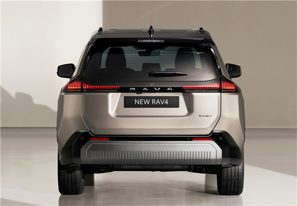 三种风格、GR套件帅炸！新一代丰田RAV4发布：国产或删减-图5