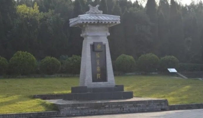 中国不敢挖的四大古墓有哪些？目前谁的墓还没找到