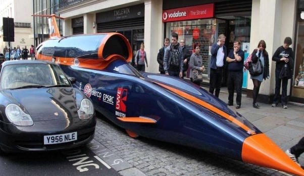 世界上最快的车？突破陆地极限速度(时速1678公里)-图2