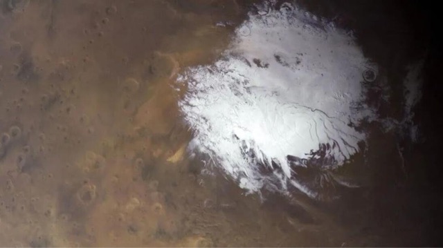 火星首次发现液态水是真的吗?-图2