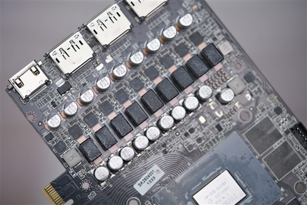 第四代电竞之心！铭瑄RTX 5070 iCraft OC 12G图赏-图18