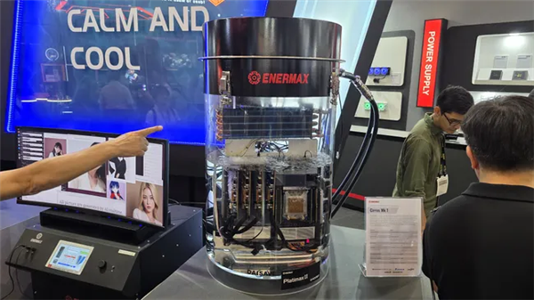 价值36万的散热方案！安耐美推出浸没式液冷：压制四块RTX 5090没压力-图1