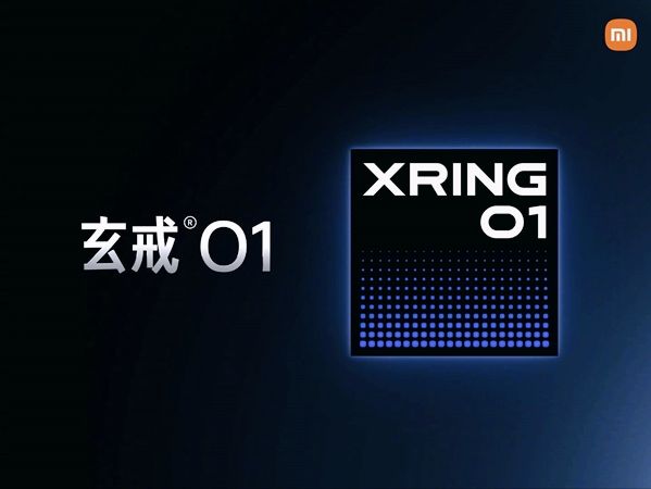 雷军真机上手玄戒O1，小米自研SoC已量产，国产芯片迎来关键时刻