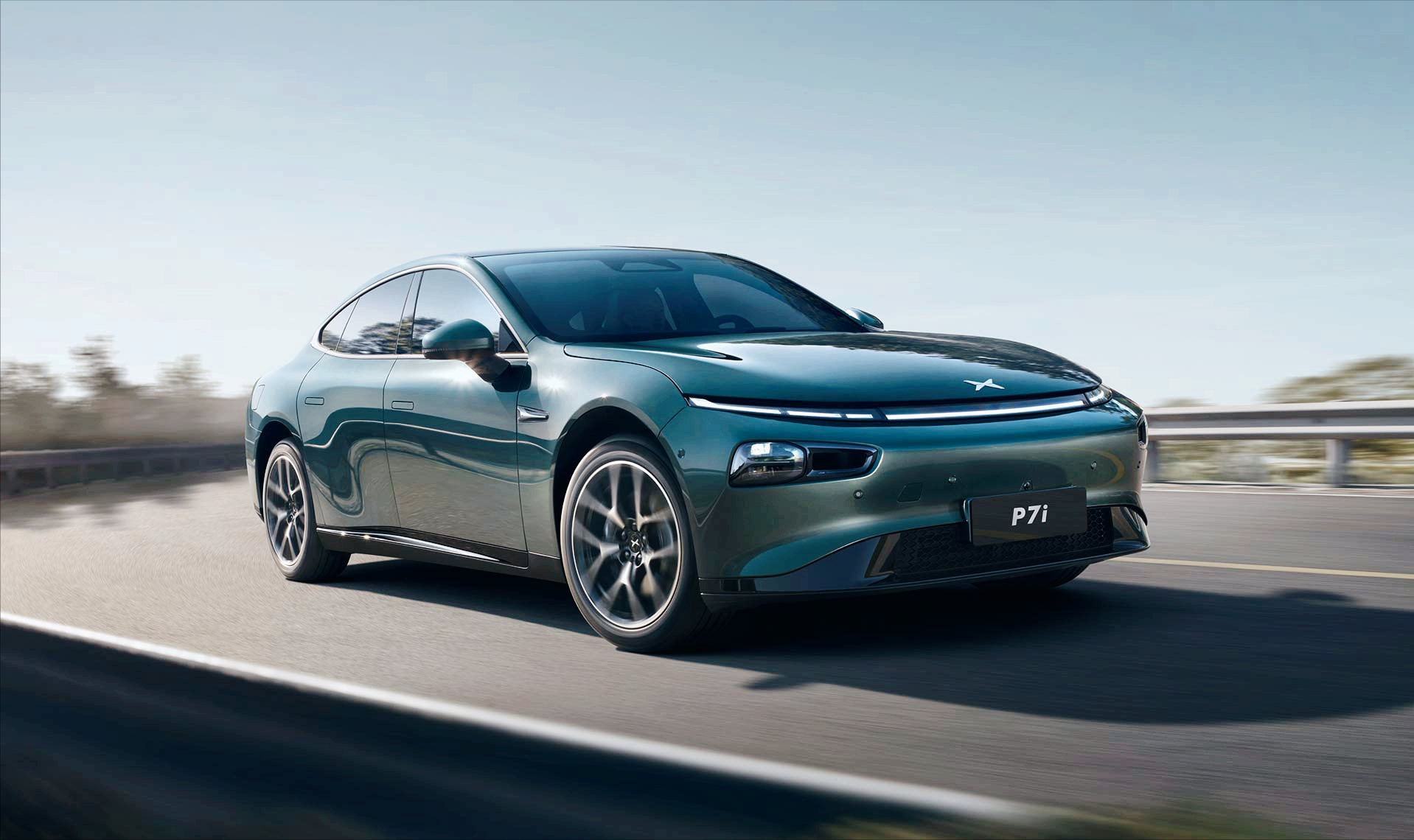 4月新能源车销榜单全是意外，小米SU7强势反超Model 3，蔚来破2万