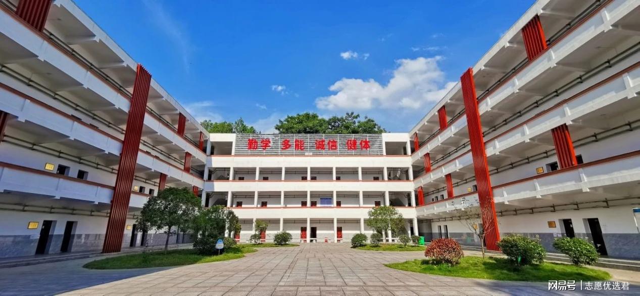 三峡电力职业学院就业怎么样？央企、新能源、银行全拿下！-图4