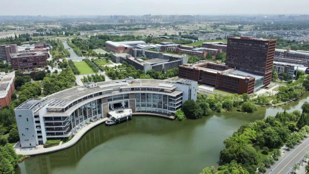 西南交通大学就业怎么样？优势突出，就业升学都不错！-图2