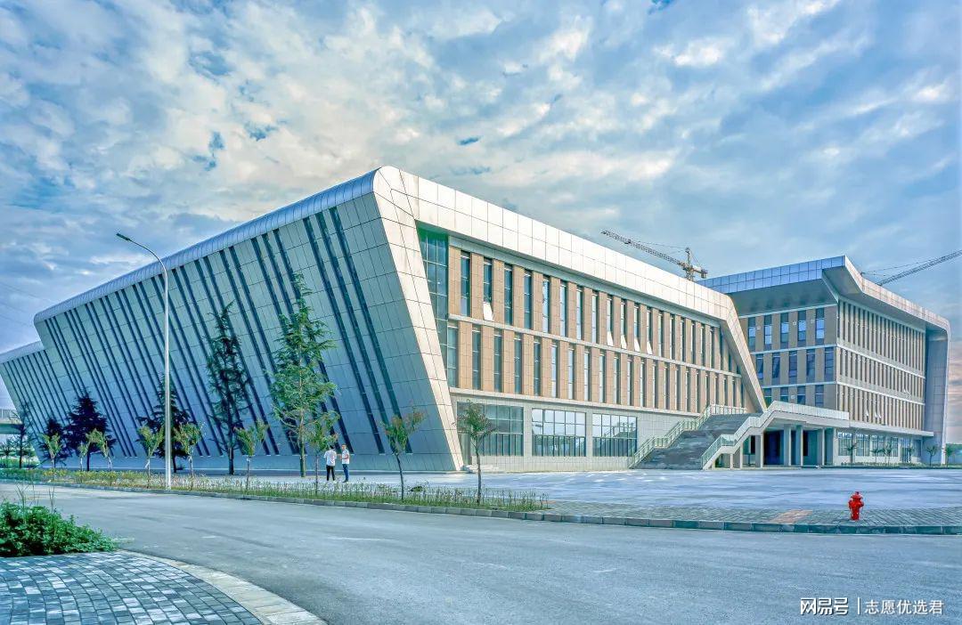 长安大学好不好？建设多个世界之最，科研水准一骑绝尘-图2