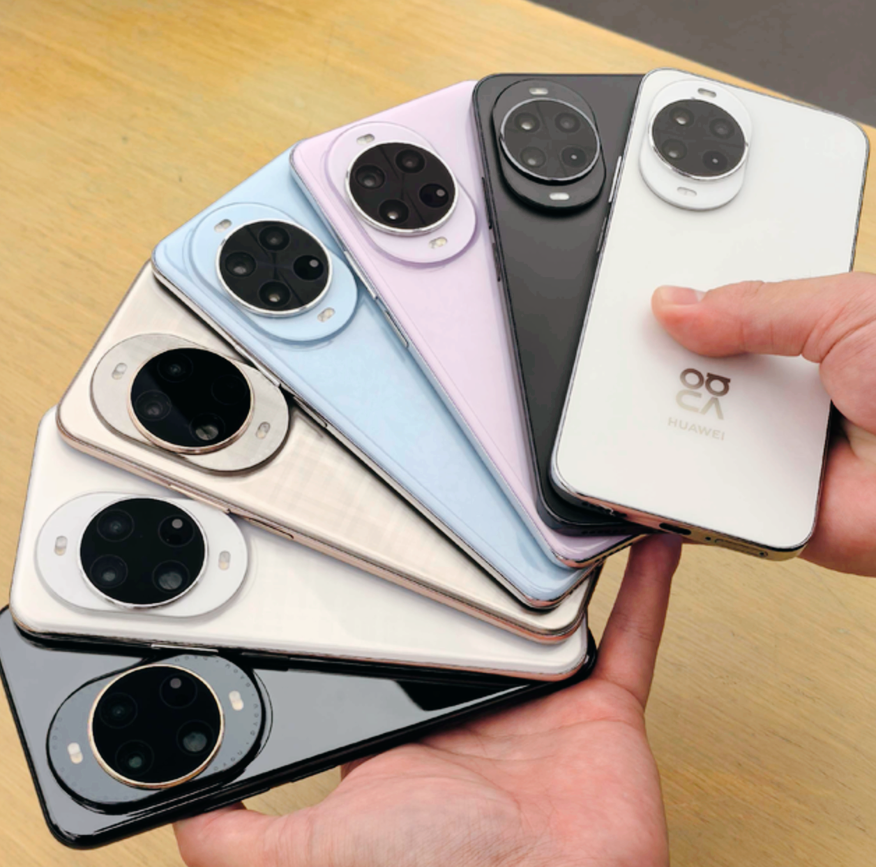 华为nova14全系降价开售,定金立减+国补,Ultra到手只要3499元