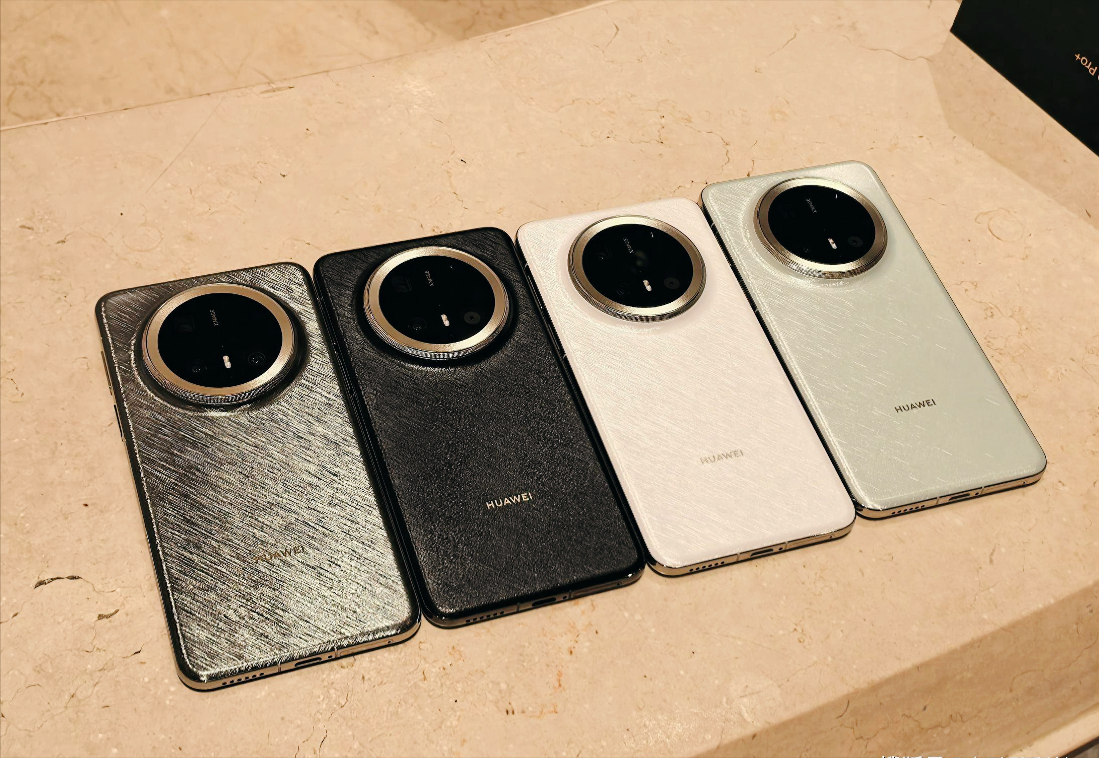 华为Pura80下月登场,Mate70 Pro+降价1100,买现货还是做等等党