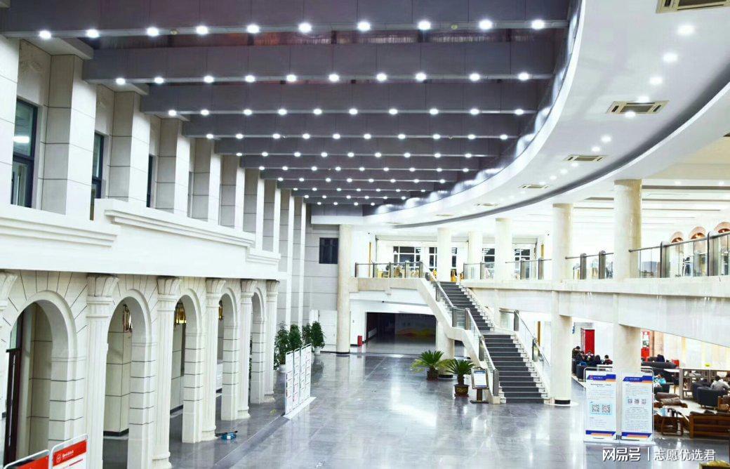 兰州大学就业好不好?一对一指导、全过程培养,就业自然好