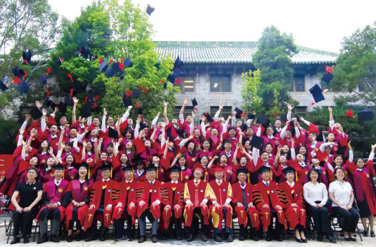 北京协和医学院难考么?分数线多少?要多努力才能考上?