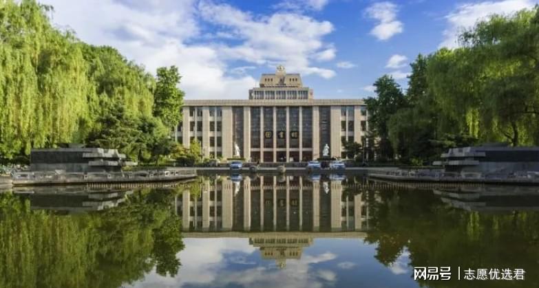 西安交通大学全国排名多少？实力过硬，电子商务专业多年领跑全国