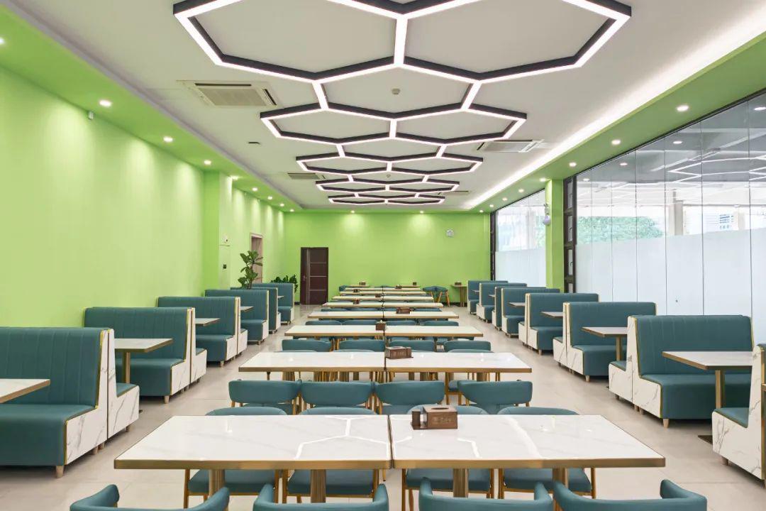 广东工业大学怎么样?食堂好不好?高端大气上档次!