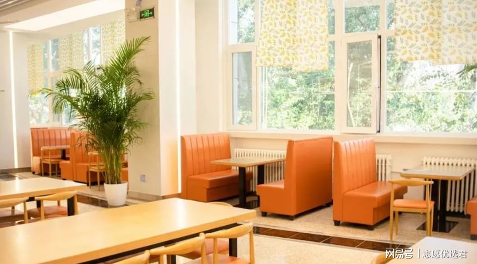 首都师范大学环境好不好?干饭人集合,盘点首师的神仙食堂!