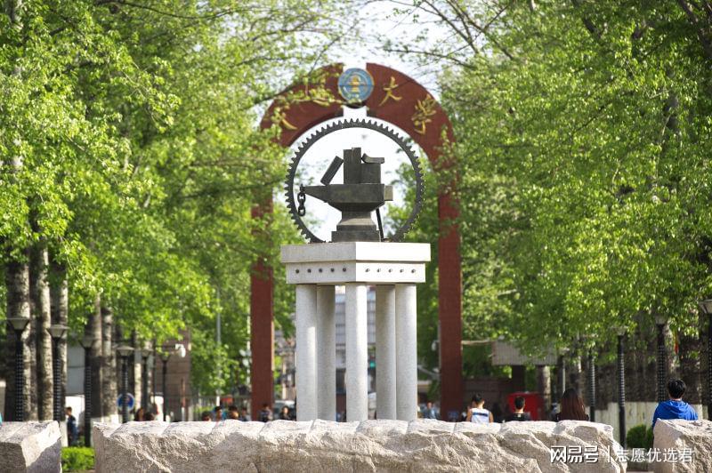 北京交通大学就业好不好?就业流向广,过半进入国有企业