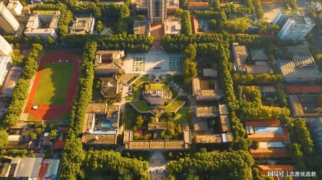 排名更新：西安交通大学全国排名第8，国内认可度高！