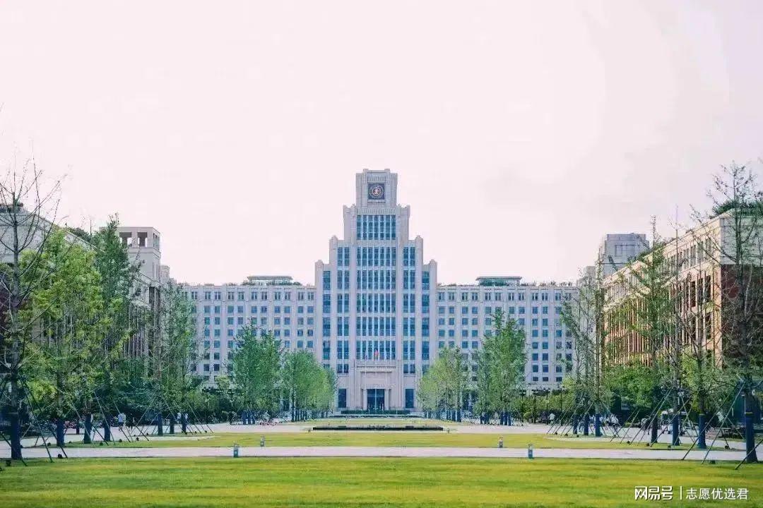 排名更新：西安交通大学全国排名第8，国内认可度高！