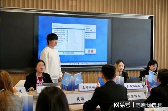 捡漏!上海外国语大学录取分数线是多少?低进高出,就业百分百!