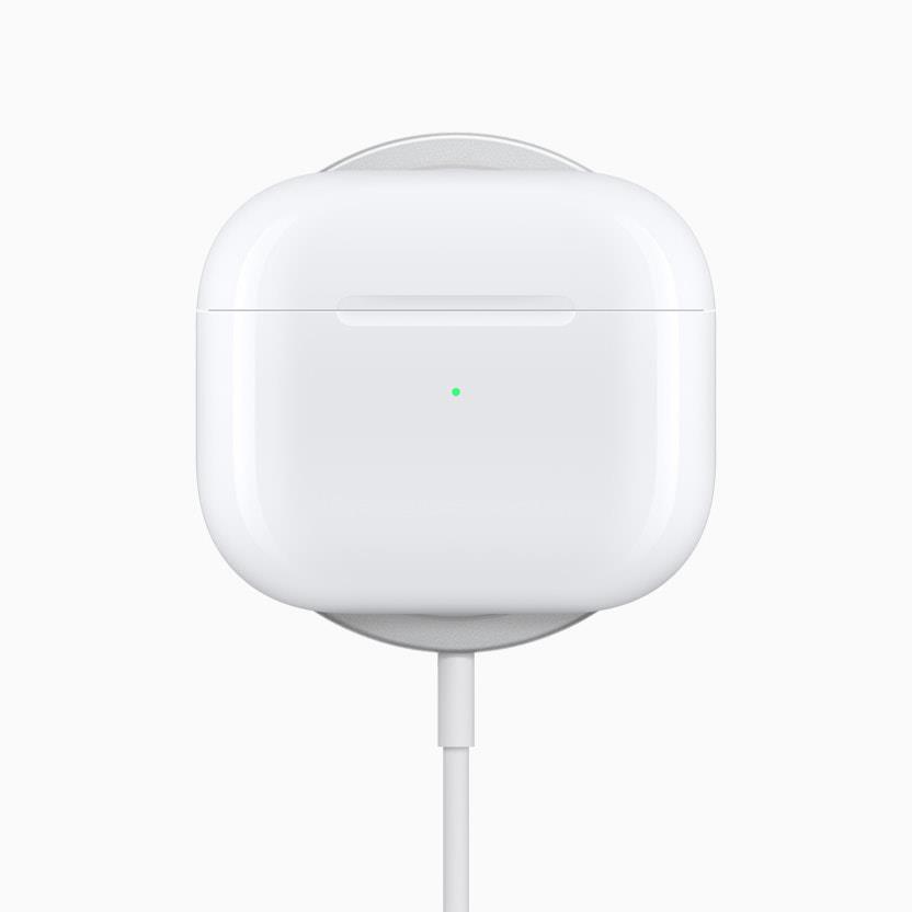 AirPods Pro的MagSafe充电盒有什么不一样？值得买吗？