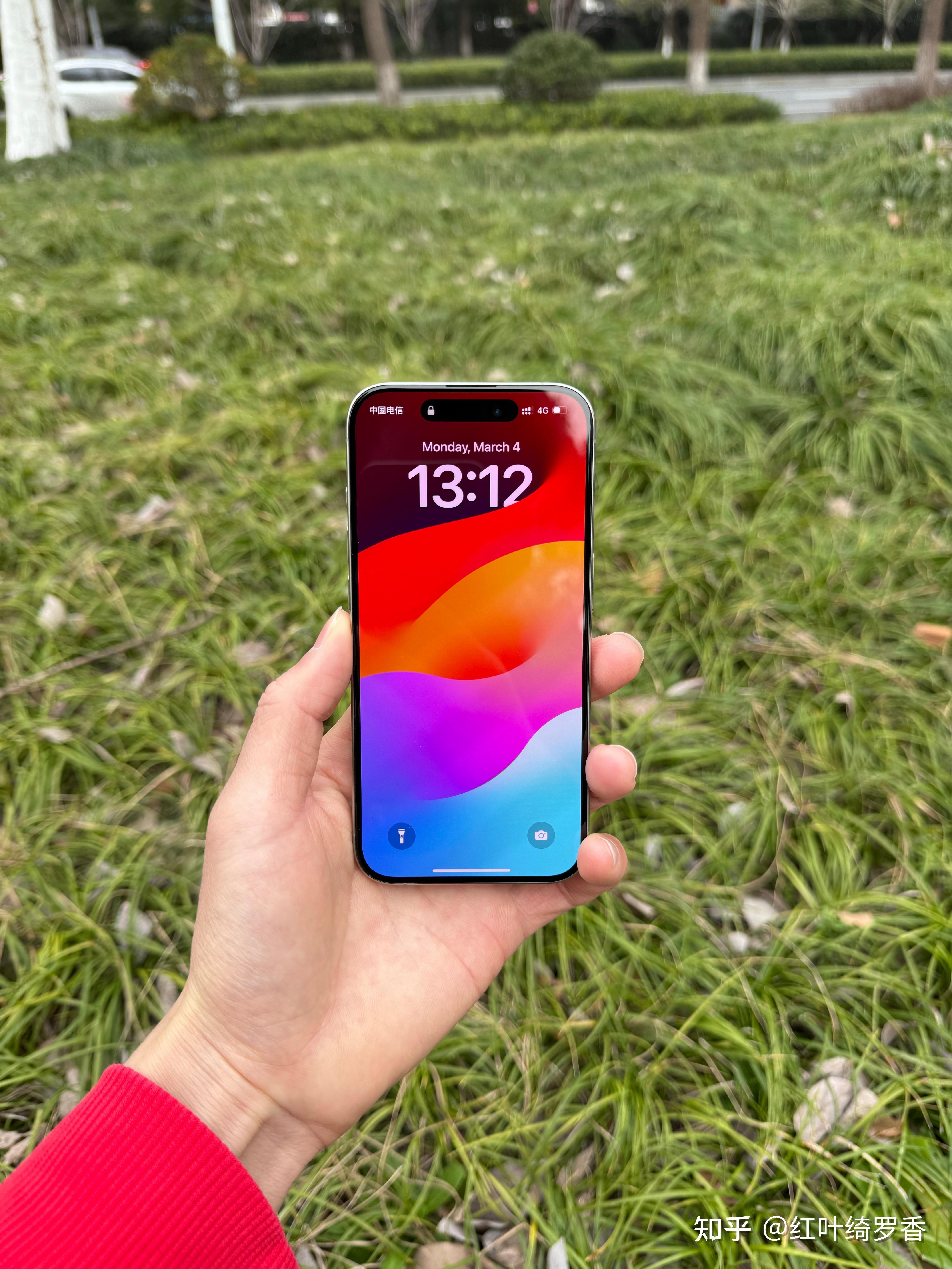 iPhone 15 Pro到底有哪些升级？值得买吗？2024年iPhone 15系列购买攻略。