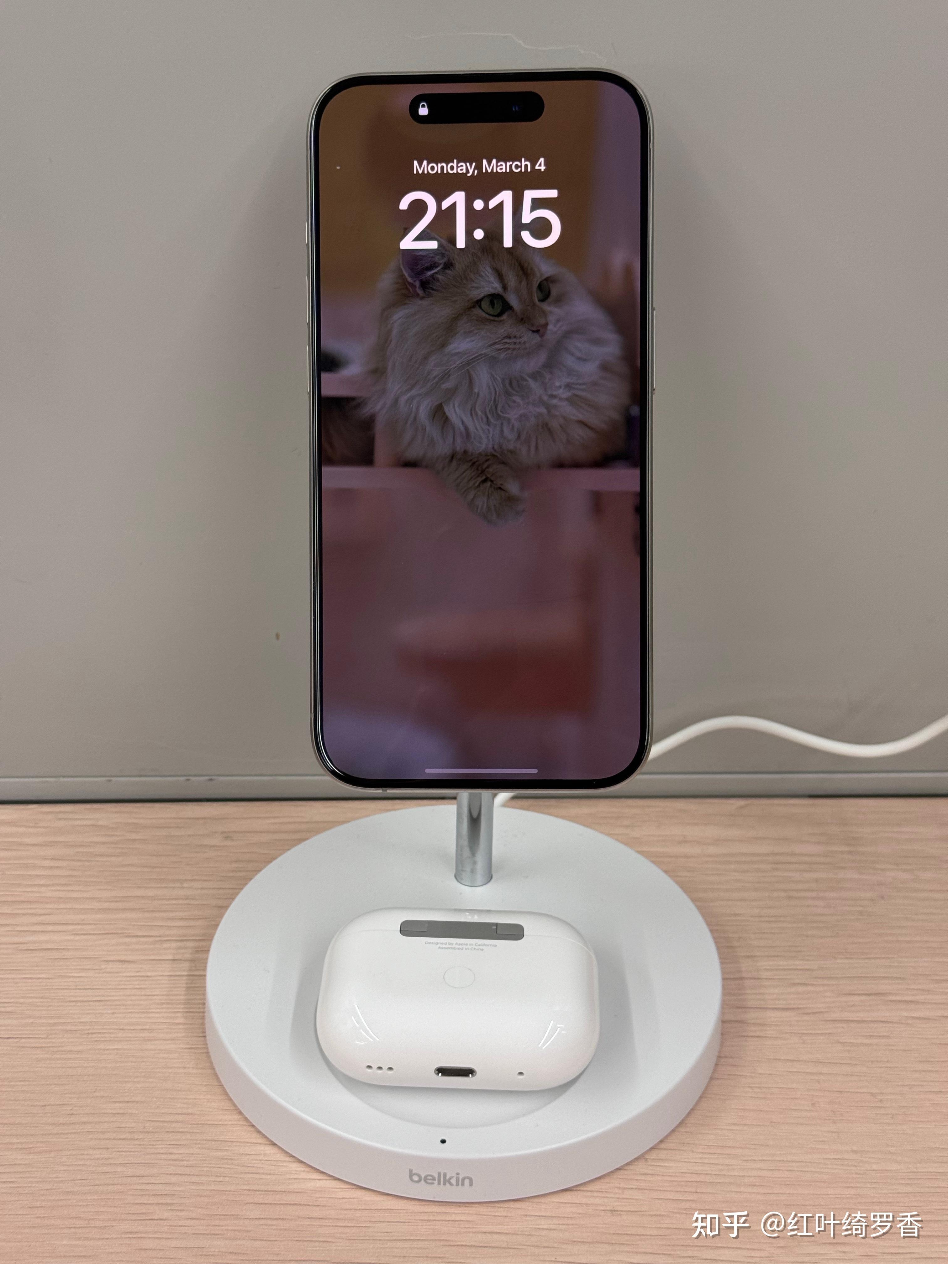 iPhone 15 Plus和iPhone 15 Pro Max有什么区别？差异大吗？哪一个更值得买？