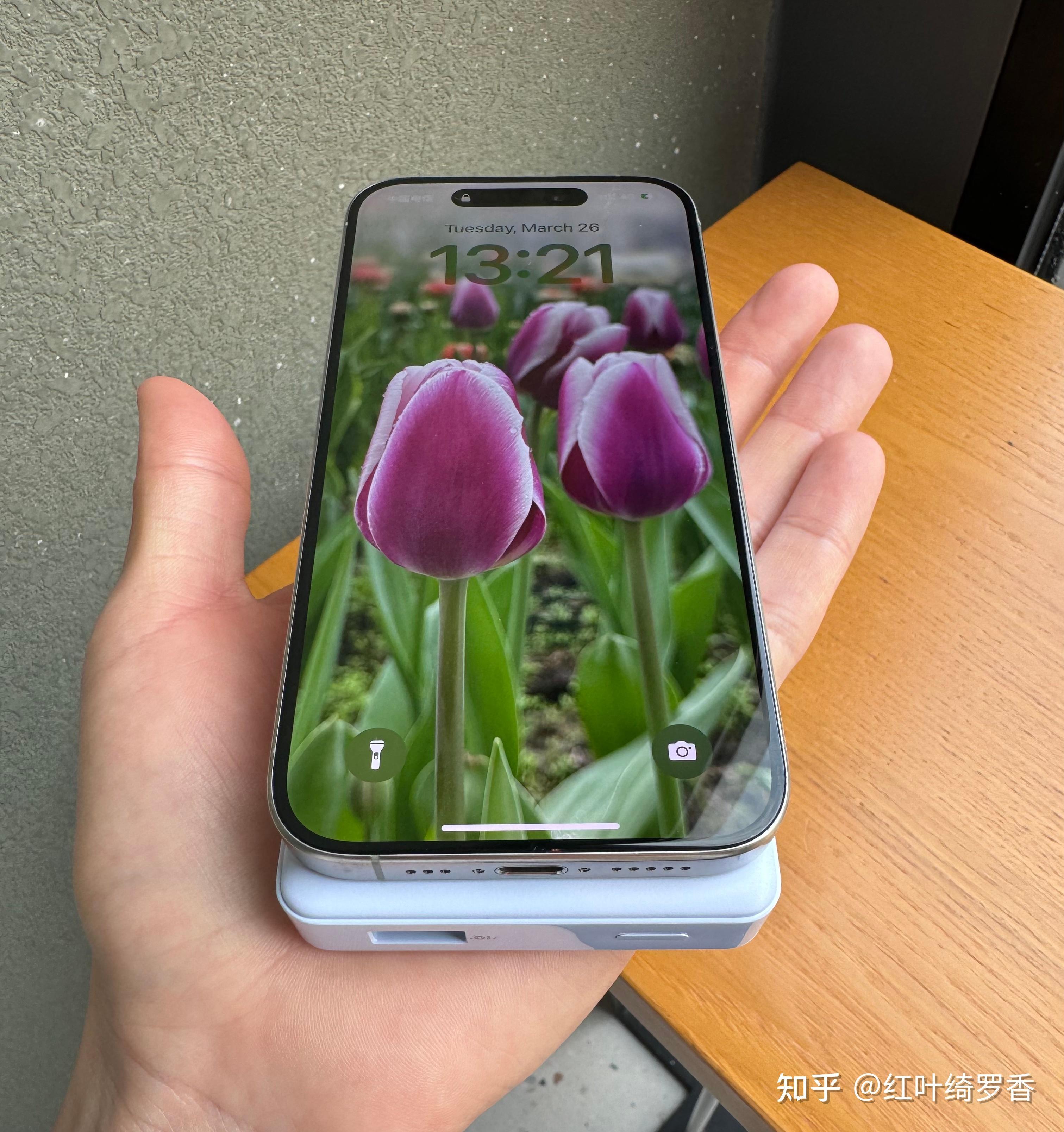 有没有适合苹果手机使用的充电宝?iPhone好用的MagSafe磁吸充电宝分享。