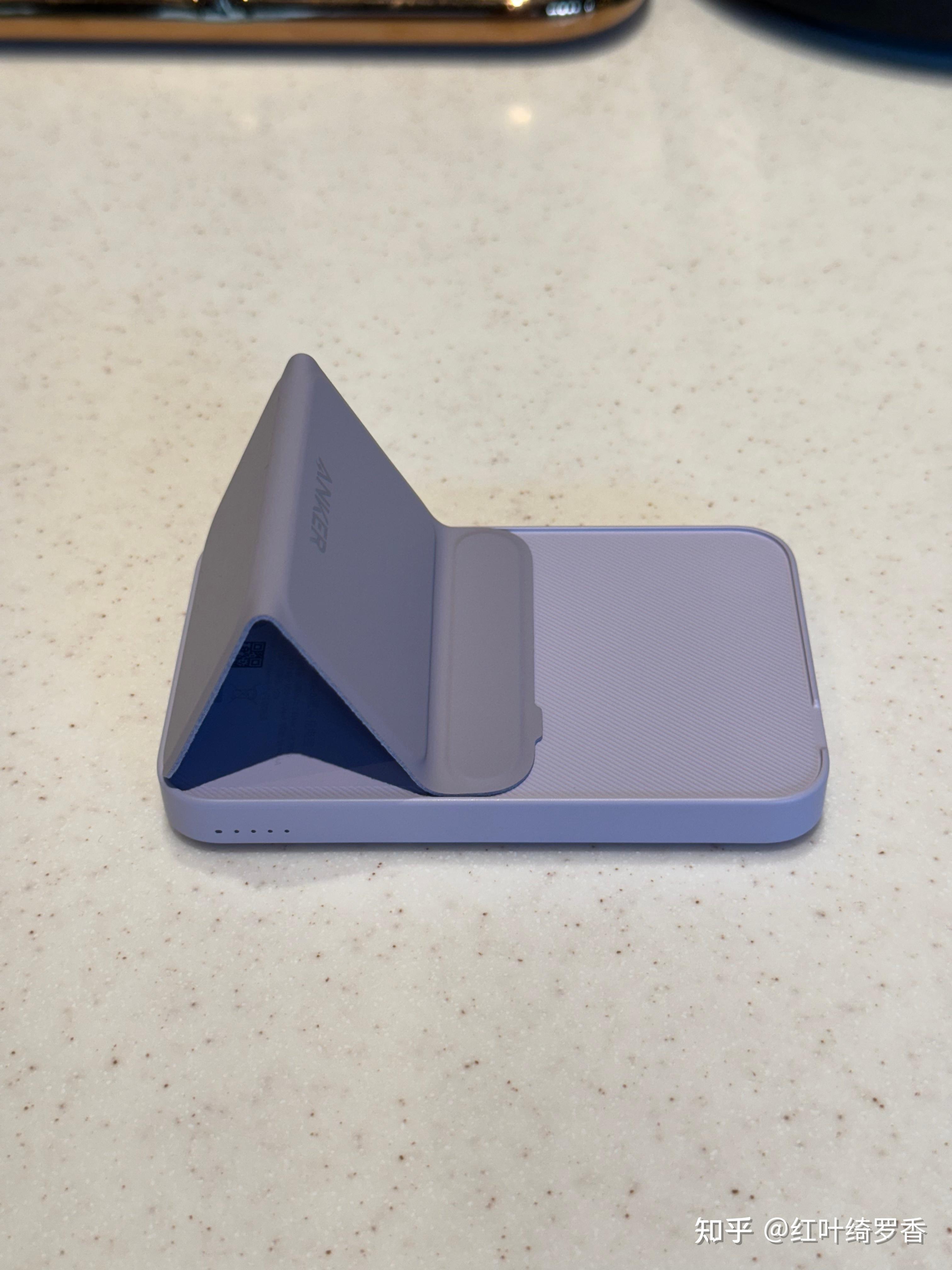 有没有适合苹果手机使用的充电宝?iPhone好用的MagSafe磁吸充电宝分享。