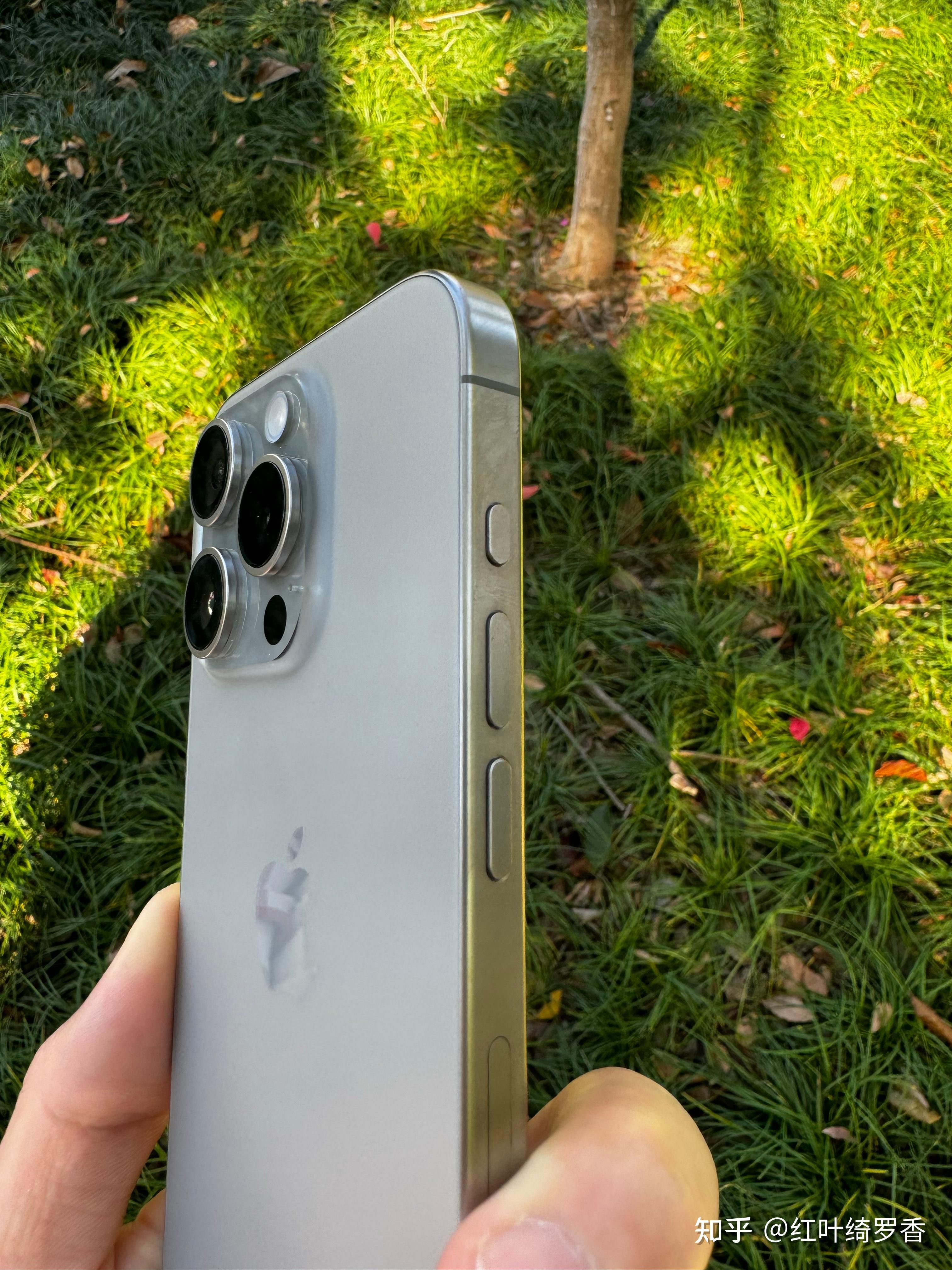 iPhone 15 Pro降价到5949元了，是否值得买手？