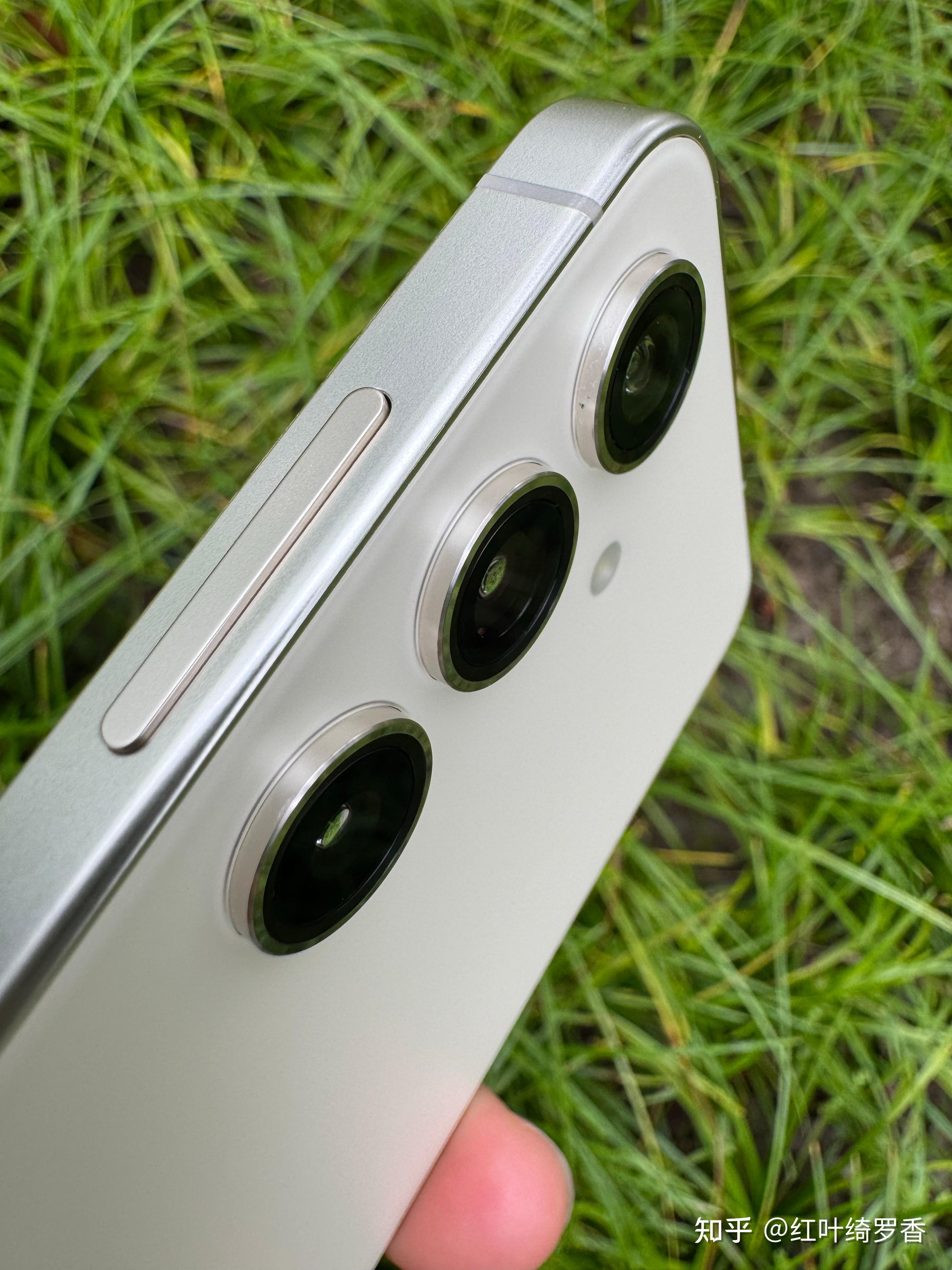 三星S24深度体验分享，精致，优雅，简洁，纯粹，高性价比。