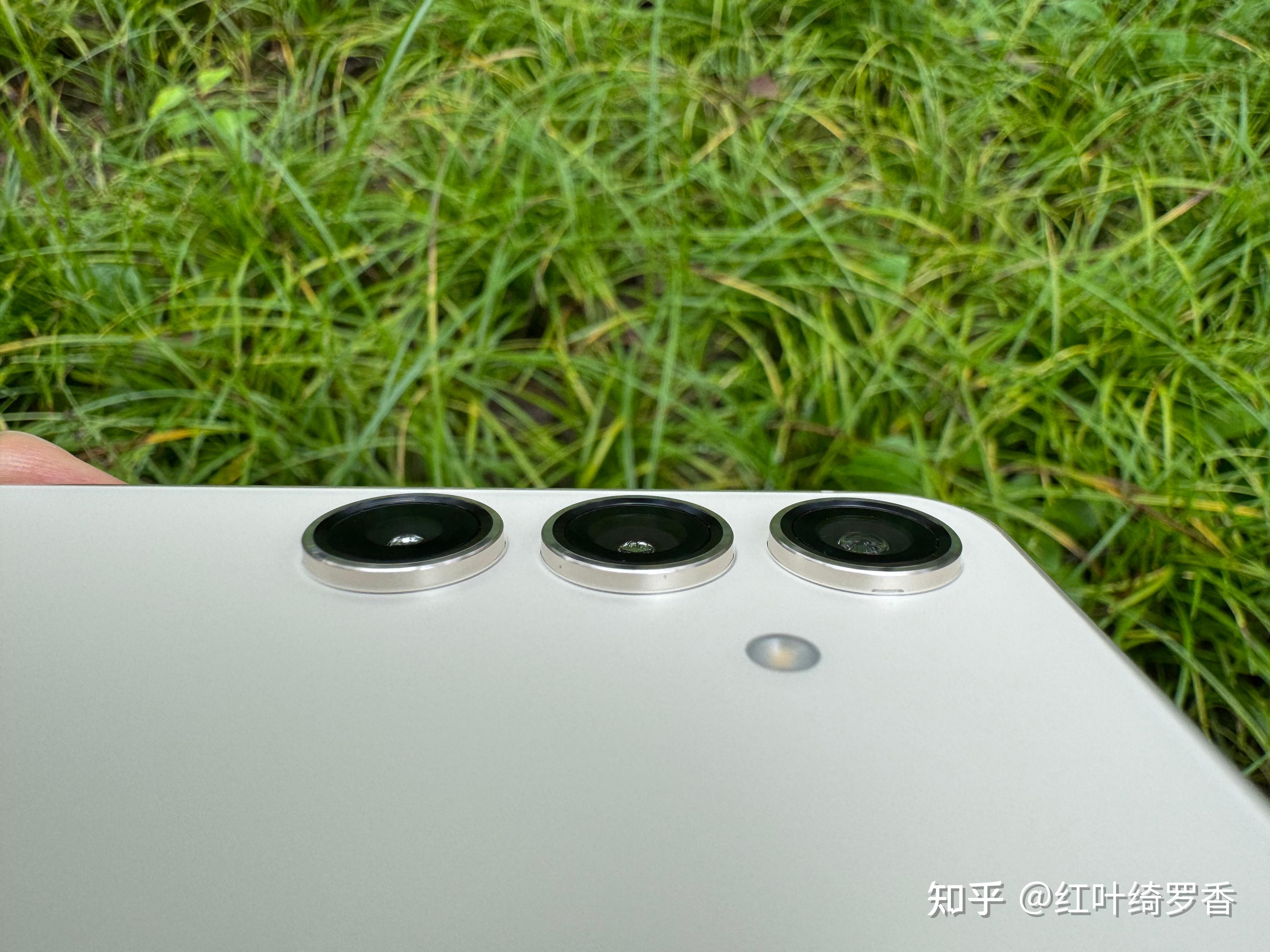 三星S24深度体验分享，精致，优雅，简洁，纯粹，高性价比。