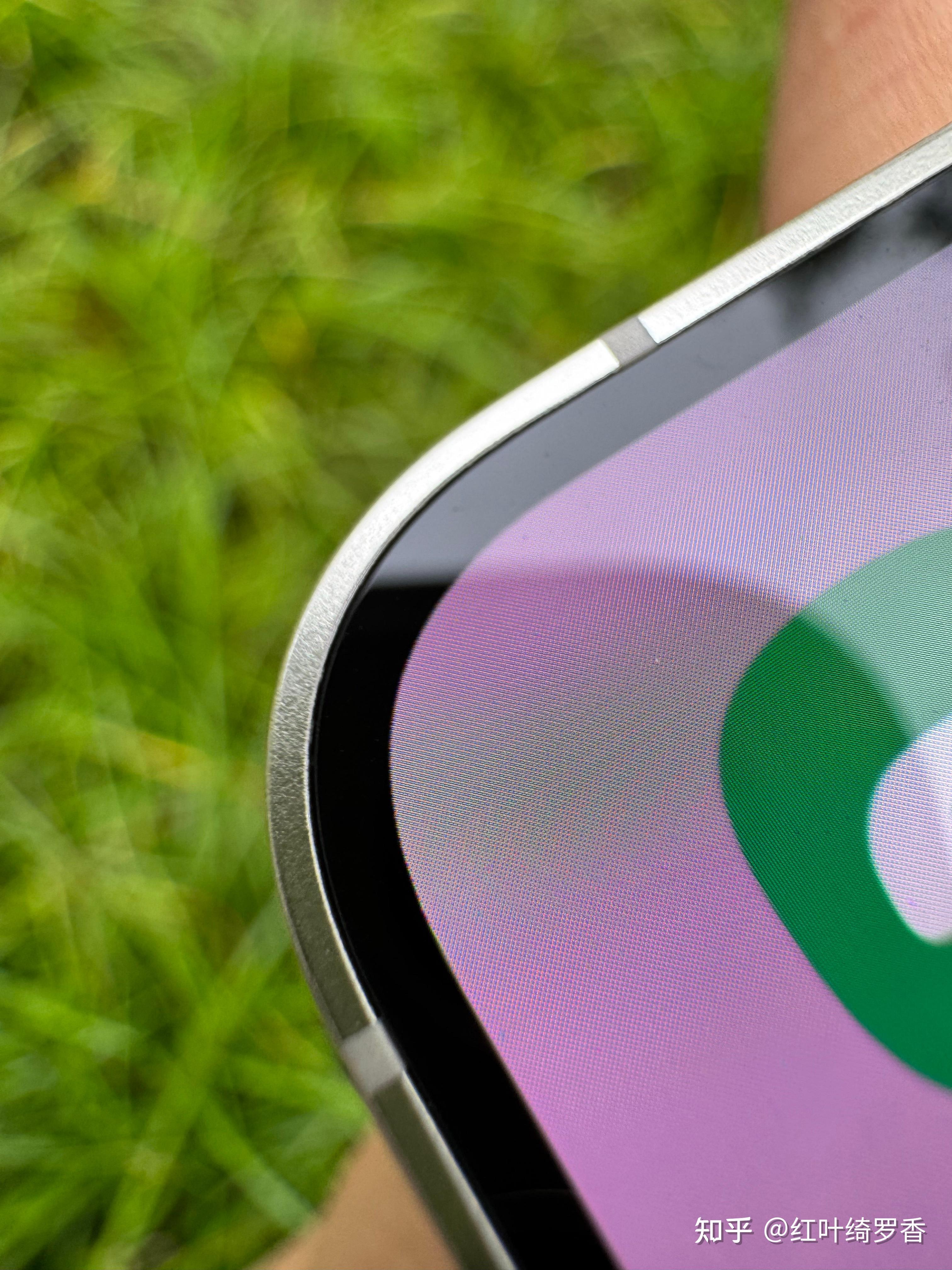 三星S24深度体验分享，精致，优雅，简洁，纯粹，高性价比。